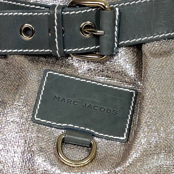 Marc Jacobs Metallic Gold Hobo Bag - Picture 6 of 16